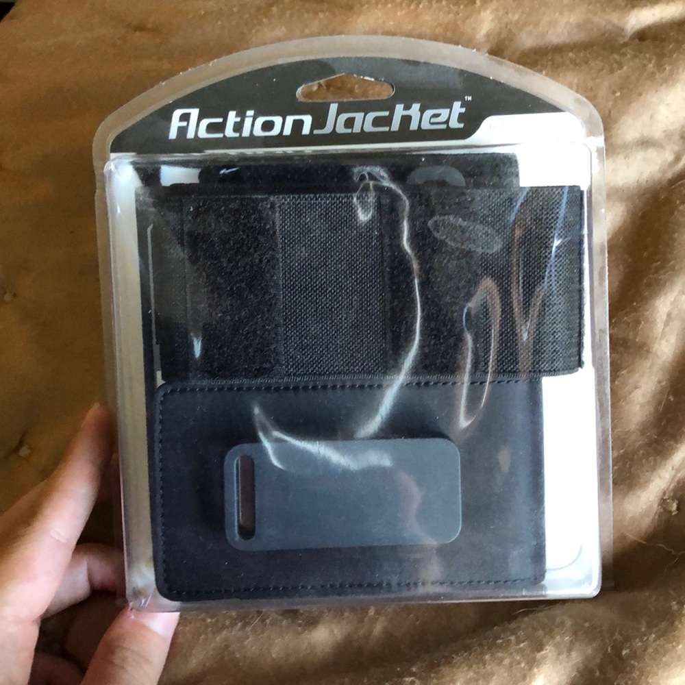 Never Opened Action Jacket Armband - image 1